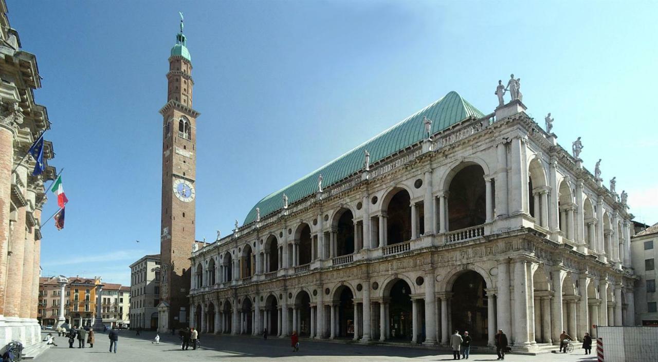 Hotel Le Stanze Del Corso à Vicence Extérieur photo
